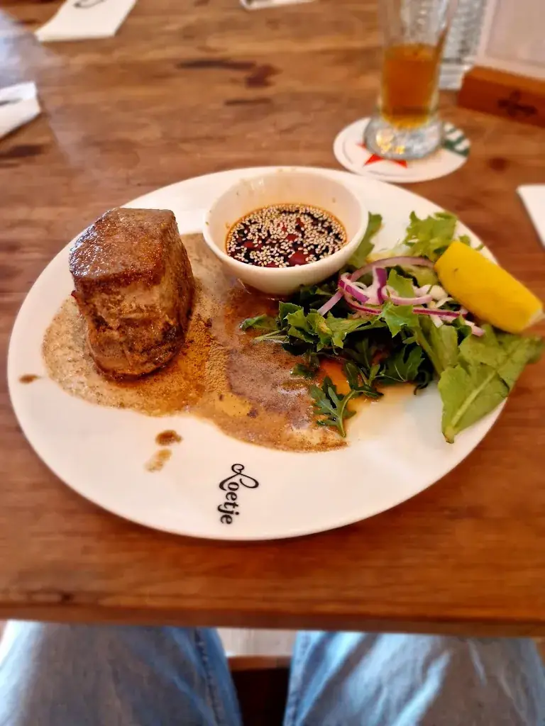 Christoffer Hultgren_Loetje Vught_Vught_review