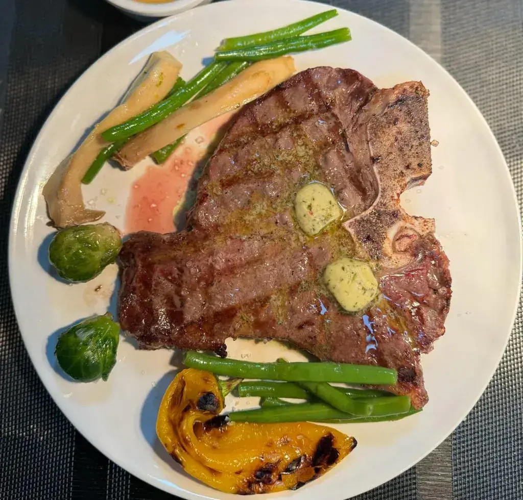 MS Sreerag_Santos place_Helvoirt_review