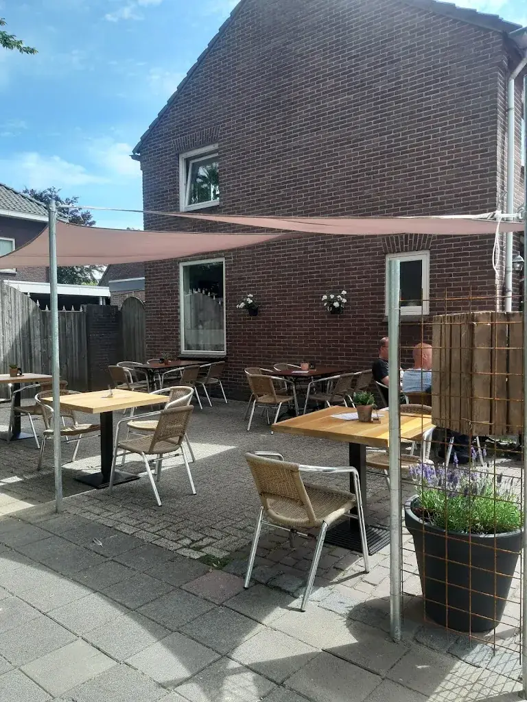 Mainstreet restaurant in Hoogeloon