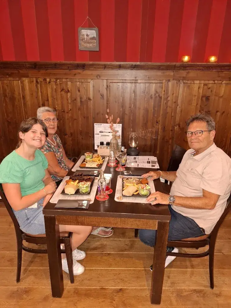 John de Visser_Eetcafé 't Dörp Hooge Mierde_Mierde_review