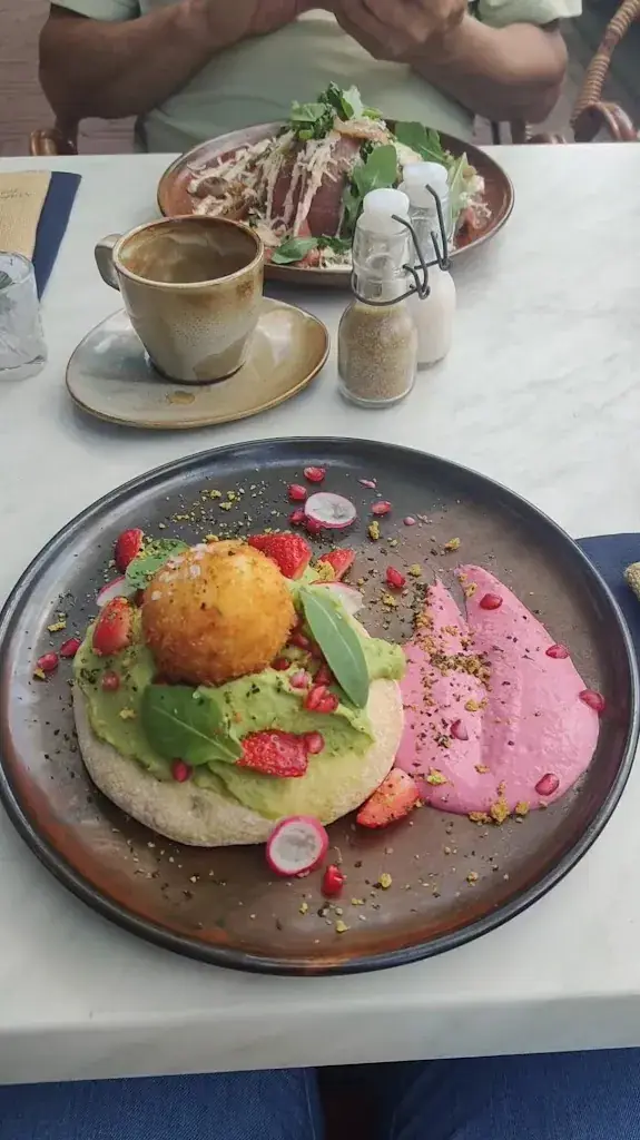 XTRA-SOCIAL. FOODCAFÉ_Reusel_slider_image_2