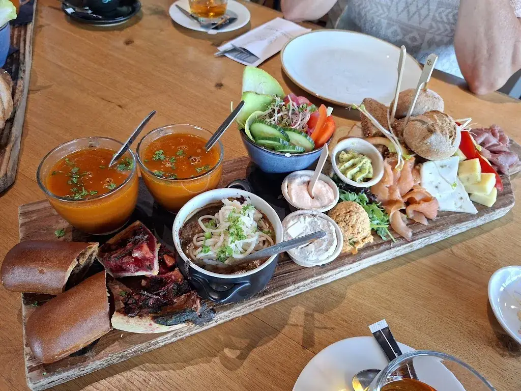 Ontmoetingscentrum Voor Anker_Mierde_slider_image_3