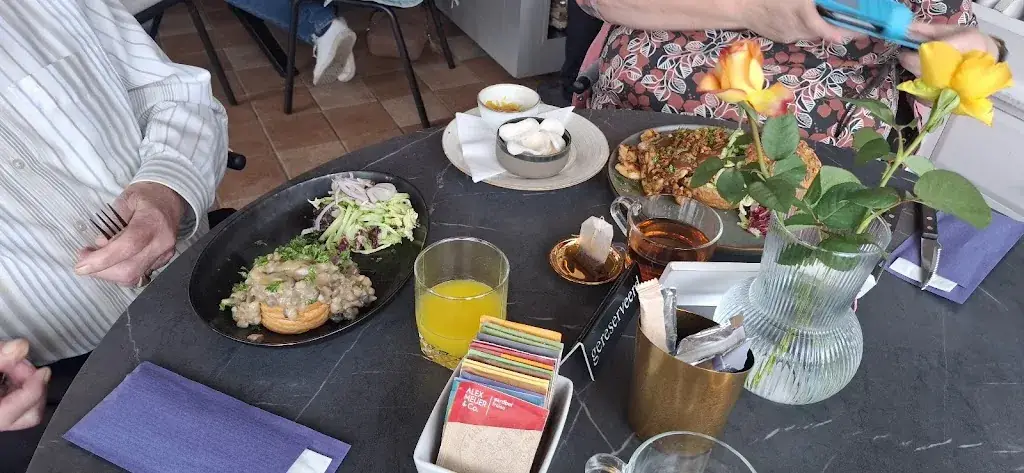 Menu_Lunchroom Marmer_Eindhoven_image_2