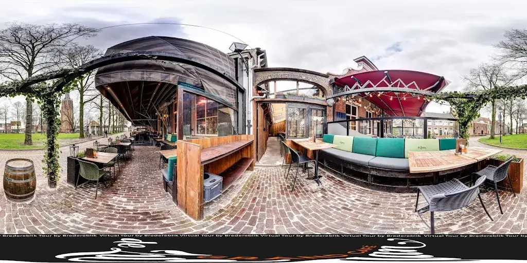 Grand-Café De Zwaan restaurant in Hilvarenbeek