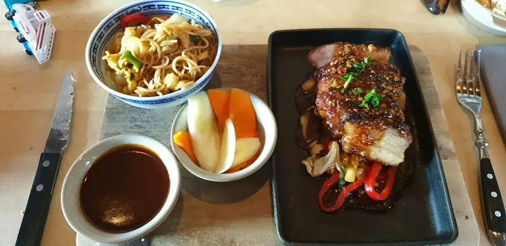 Chris Maxted-Howes_Taverne Paulus_Hilvarenbeek_review