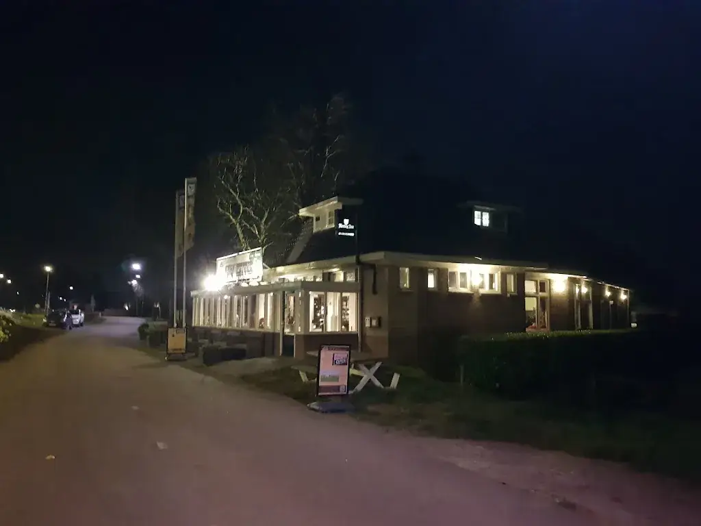 Johnny.T Quiles_De 2 Bourgondiërs_Hilvarenbeek_review