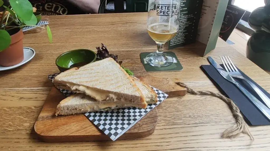 Wojciech Mazurek_cultuur-lokaal De Ketel_Hilvarenbeek_review