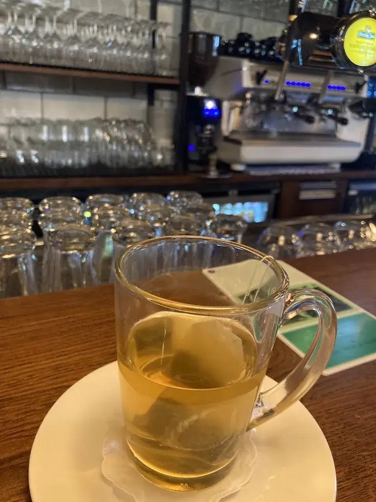 Drogisterij Mevrouw Ooievaar - Arianne van den Berg_Eetcafé de Mèrt_Hilvarenbeek_review