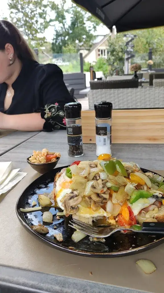 Annemarie Korsmit_Gasterij 't Tolhuys_Klundert_review