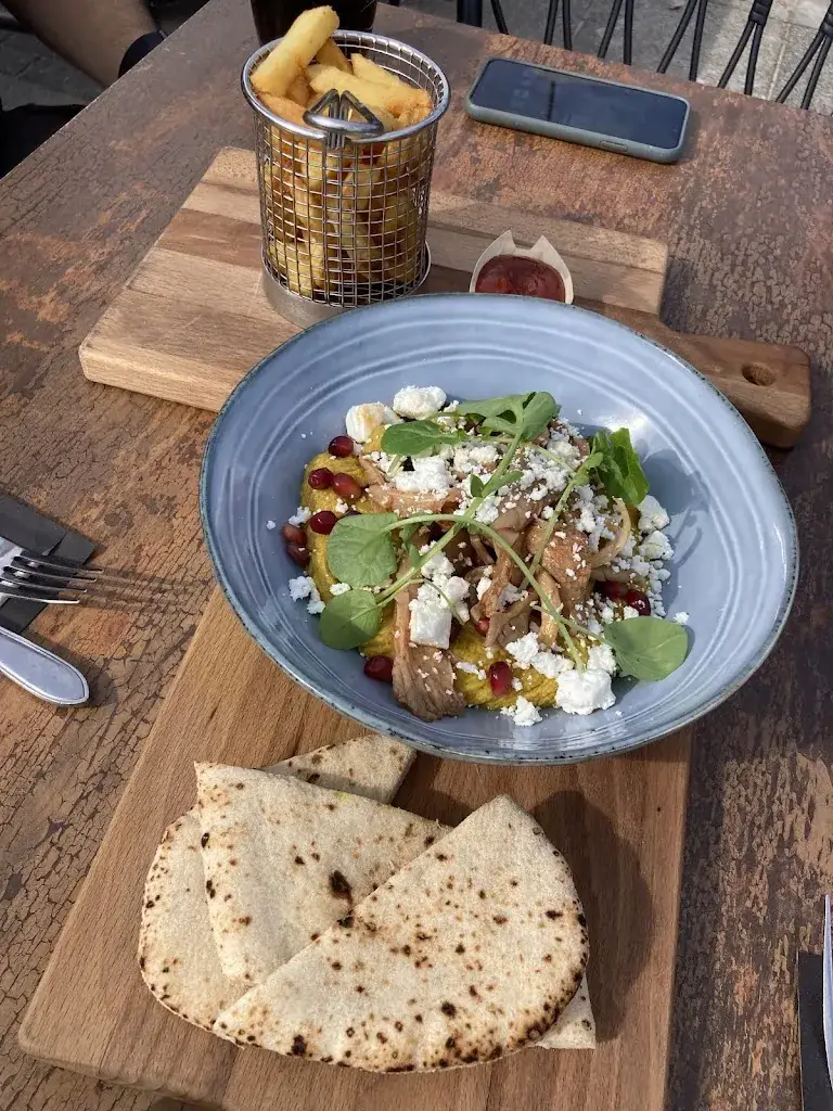 Anna Toschka_Restaurant fika_Zeewolde_review