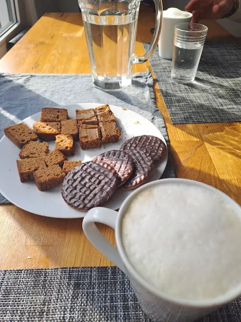 Jie Hui Tan_Niko's Bar and Kitchen_Rotterdam_review