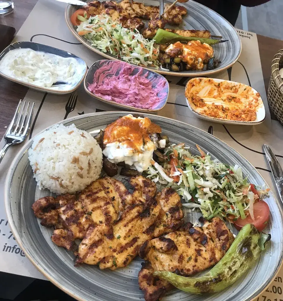 Ezzo Restaurant_Rotterdam_slider_image_3