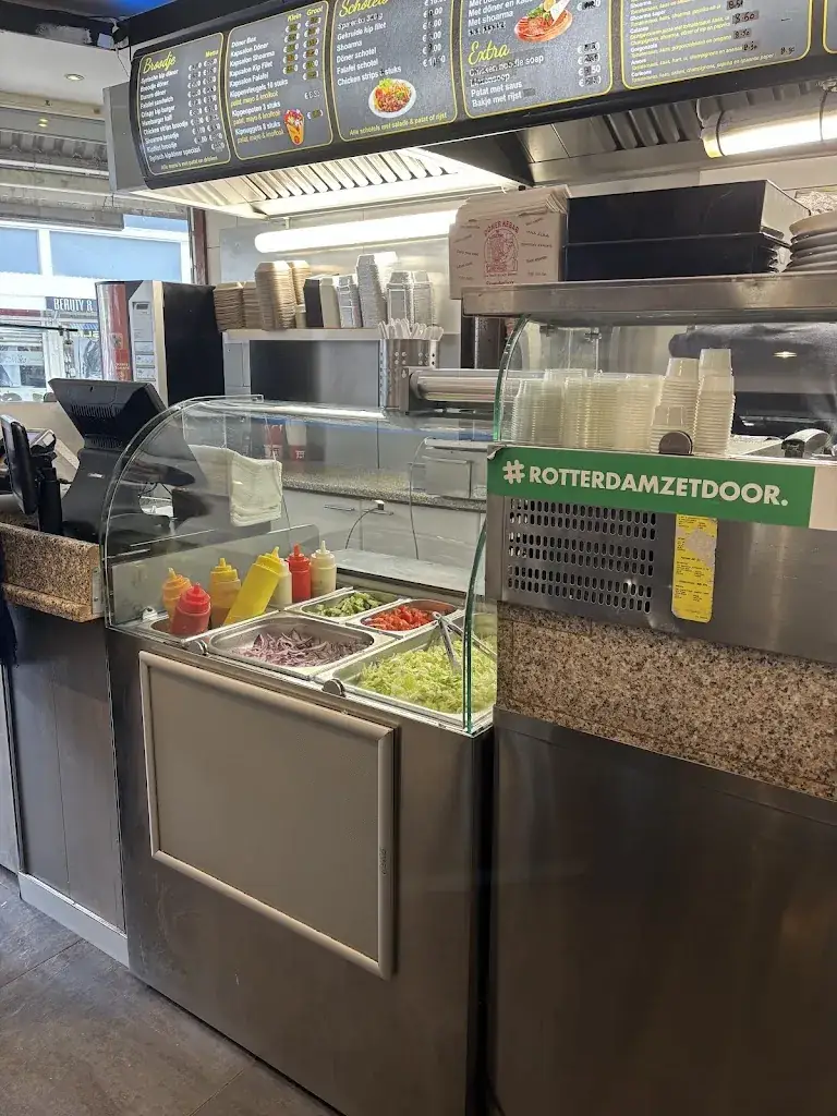 Al Shamyat Restaurant_Rotterdam_slider_image_1