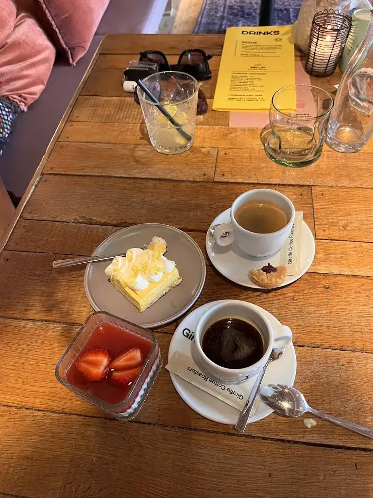 Vitaly P_Mazzeltov!_Roosendaal_review