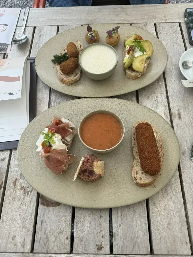 Utkarsh Rai_Restaurant Hooihuis_Roosendaal_review