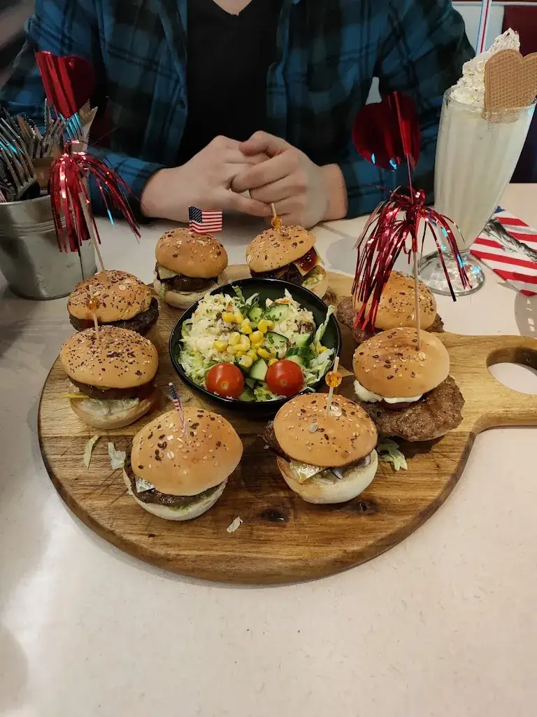 Menu_Tom's - Diner_Roosendaal_image_9