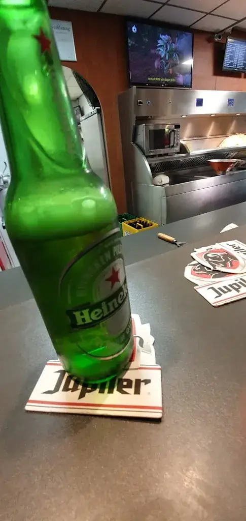 Menu_Cafetaria 't Smikkeltje_Roosendaal_image_5