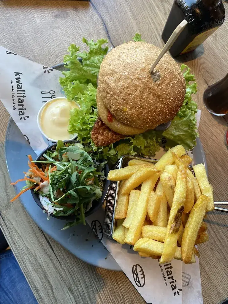 John Schouten_Kwalitaria Harte Vier_Roosendaal_review