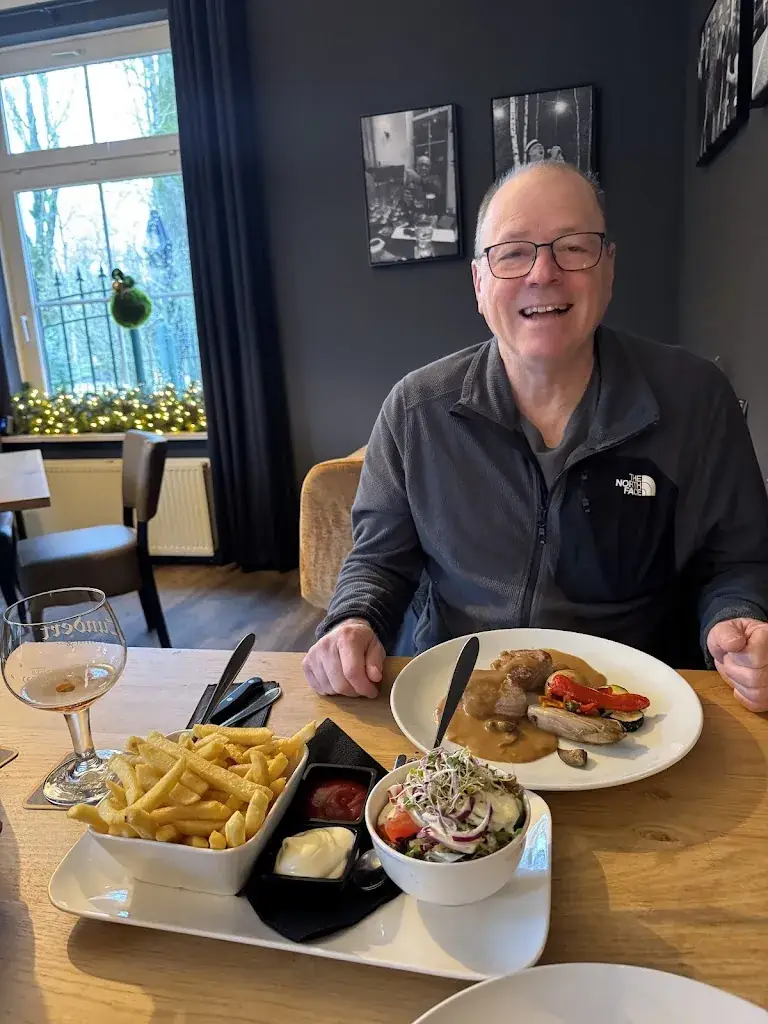 Andrea Alvis_De Moerse Bossen_Zundert_review