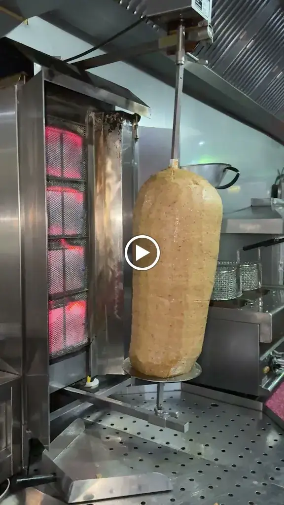 Shoarma Turan_Zundert_slider_image_2