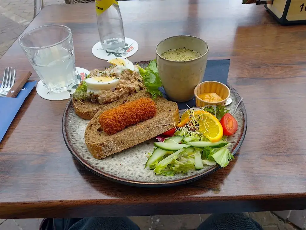 Erica Kruijk_Het Wapen van Liempde_Liempde_review