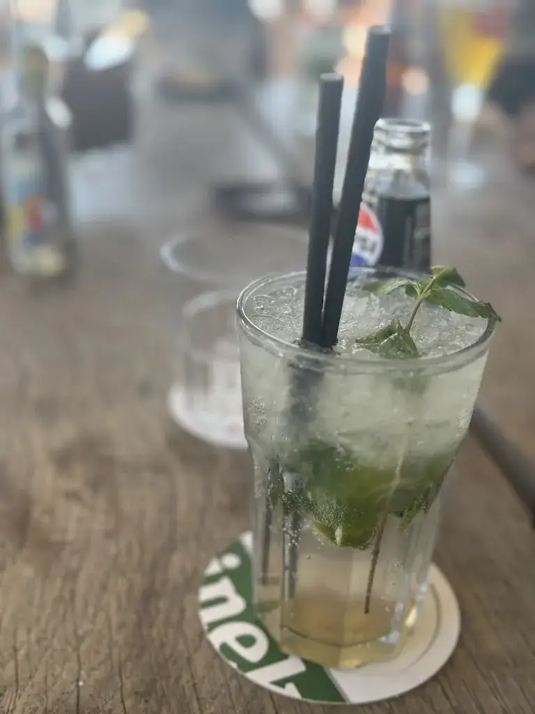 Jeya subalakshmi_Bij Ons in de Wellerwaard_Emmeloord_avis