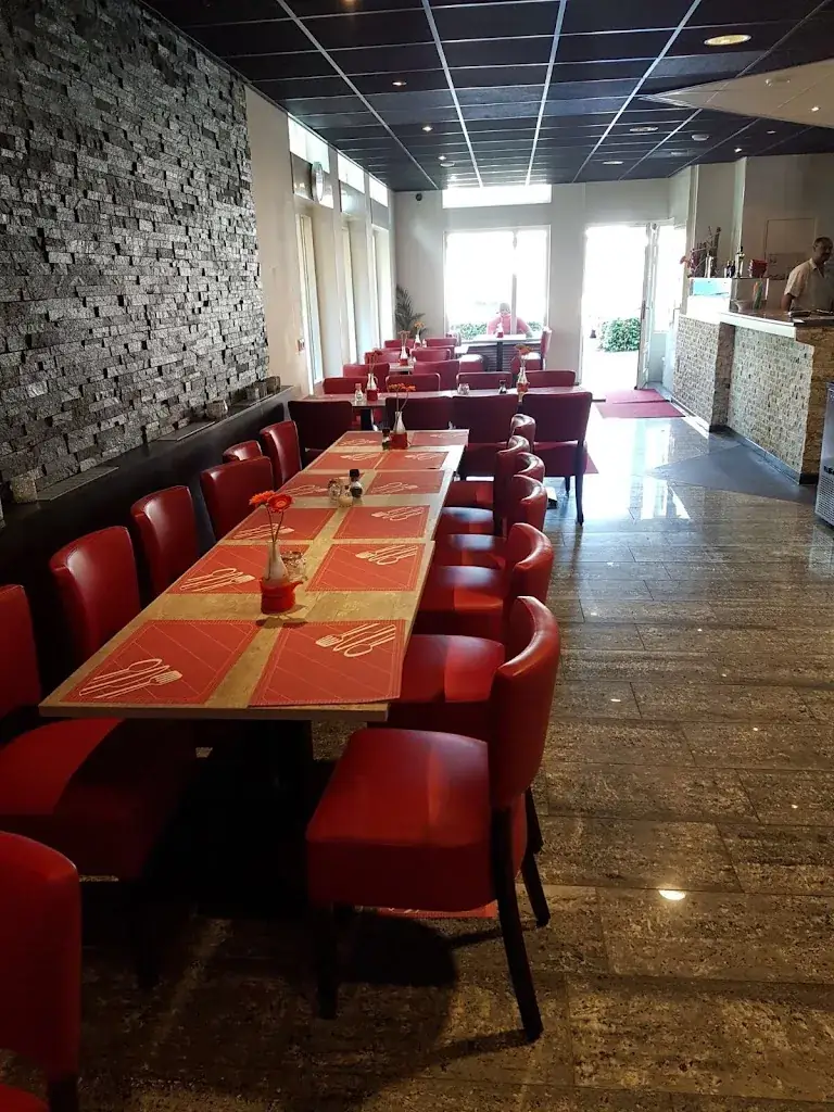 Porto Marina_Lieshout_slider_image_1