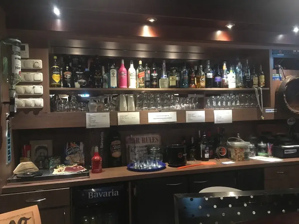 Thom_Café van Lieshout_Lieshout_review