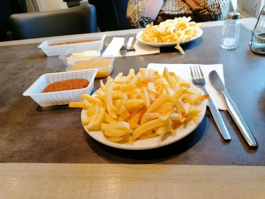 cafeteria Slegers restaurant in Lieshout