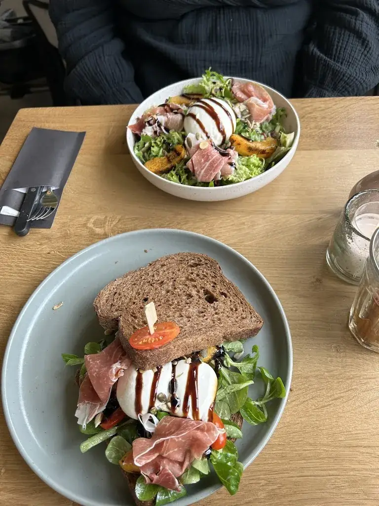 Menu_JIP's_Lith_image_6