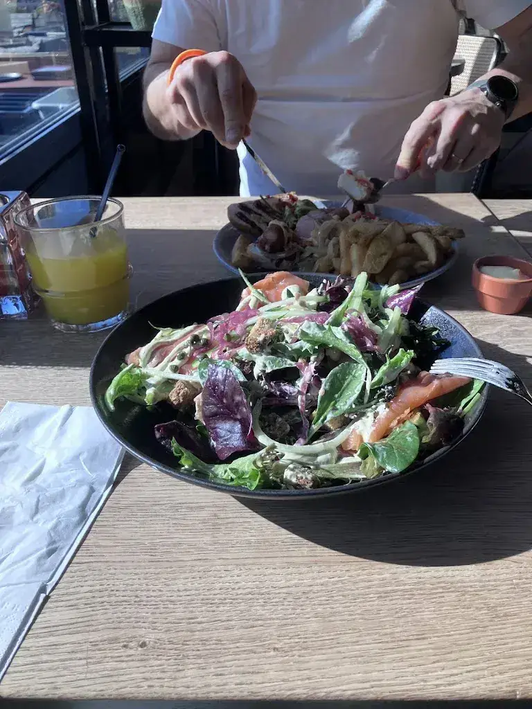 JDK_Hotel Restaurant Grandcafe 't Voorhuys_Emmeloord_recensione