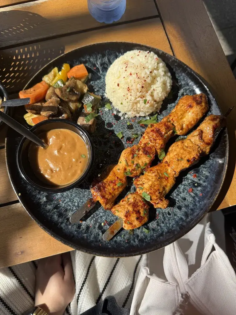 Zoha Kazmi_Restaurant Olijfje_Amsterdam_review