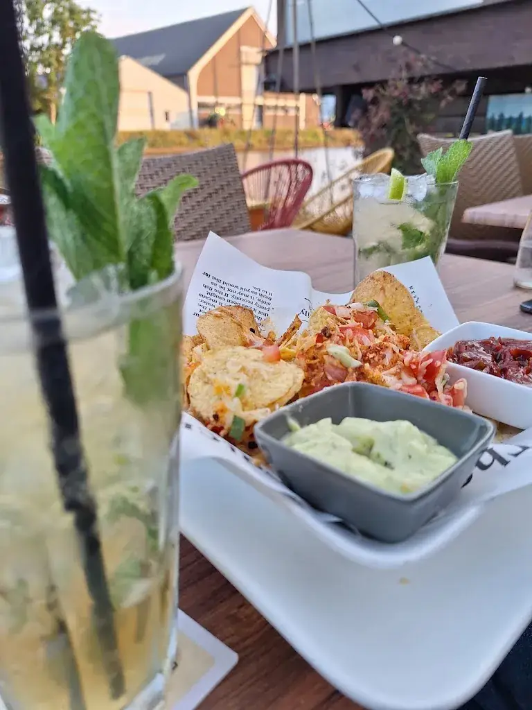 Efeu_Chillers. De gezelligste plek voor diner en borrel in Emmeloord_Emmeloord_reseña