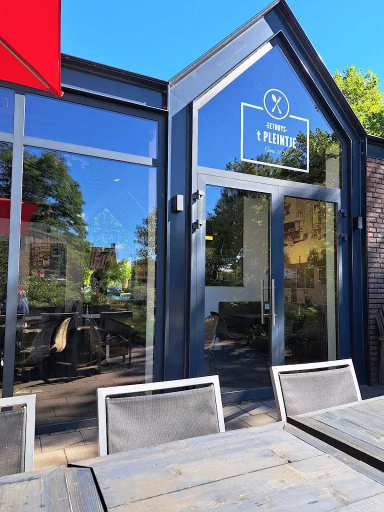 Eethuys 't Pleintje_Dungen_slider_image_1