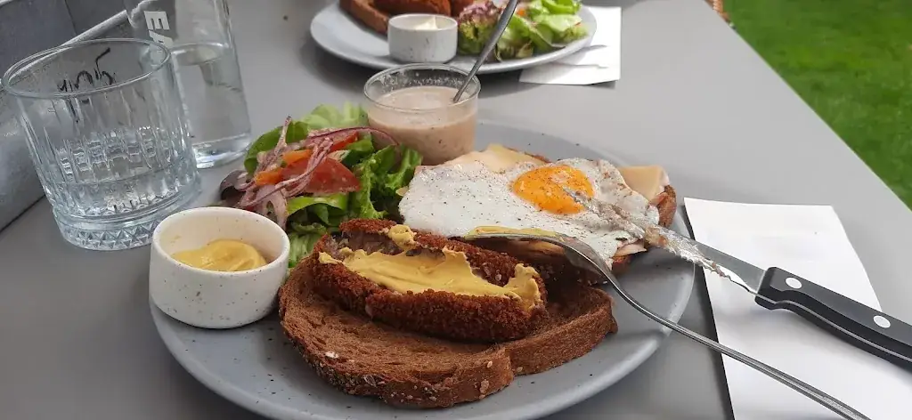 Menu_Lunchroom Meesterlijk_Middelbeers_image_3