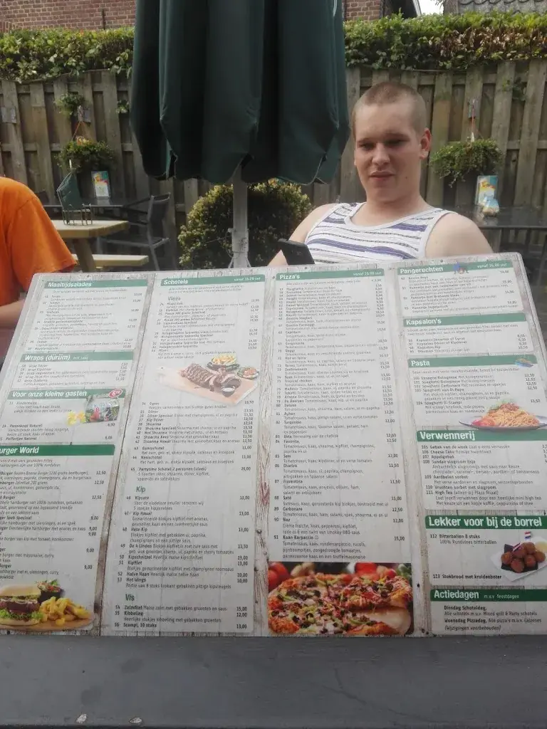 Menu_Familierestaurant Cafetaria De 4 Linden_Middelbeers_image_4