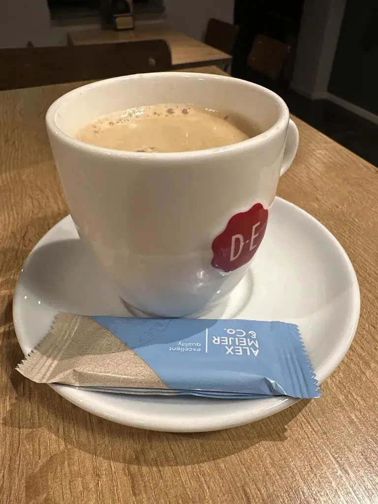 Ahmet Yilmaz_Familierestaurant Cafetaria De 4 Linden_Middelbeers_review