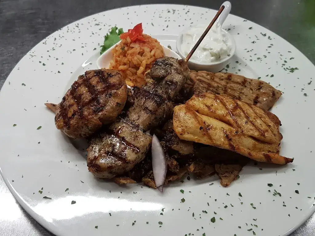 Taverna Nikos_Mierlo_slider_image_2