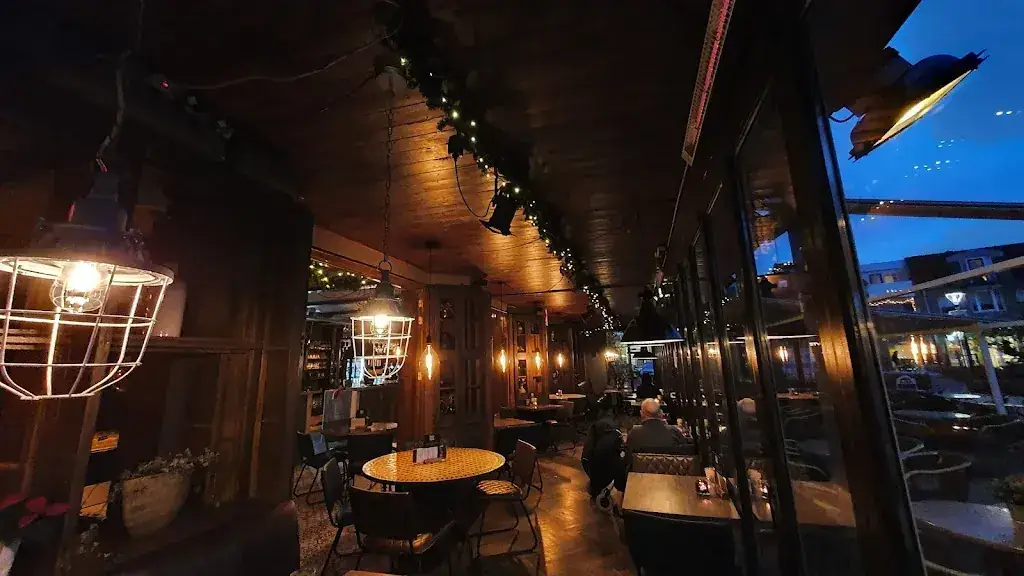 Yaro Richardson_Café De Koffer_Mierlo_recensione