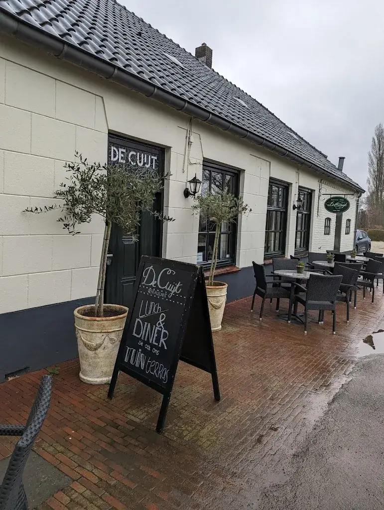 Jibin Jolly_Restaurant 