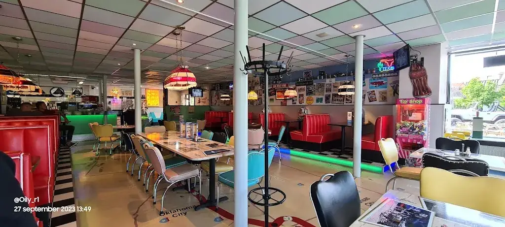 RO_HE_R1_Highway 51_Sint-Oedenrode_review