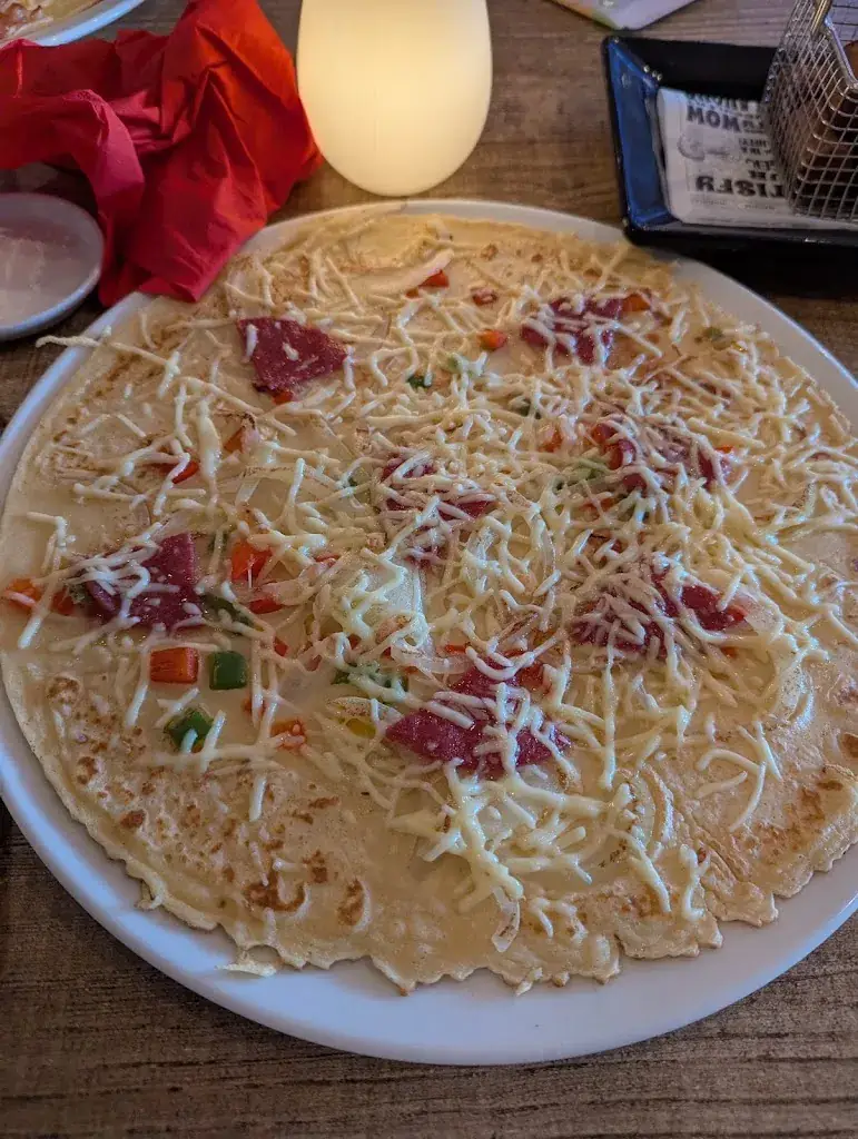 Holly Payn_Pannenkoekenrestaurant De Financiën_Zand_review