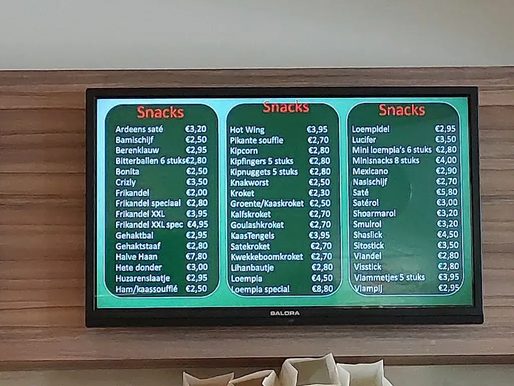 Menu_Cafetaria Lily (eigengemaakte friet)_Zand_image_1