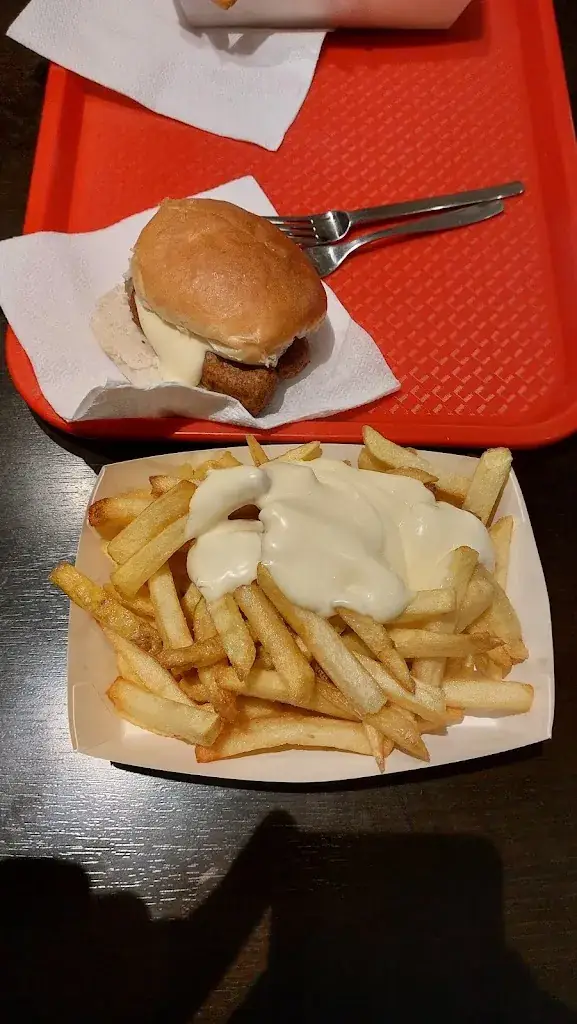 Thomas_Cafetaria Lily (eigengemaakte friet)_Zand_review