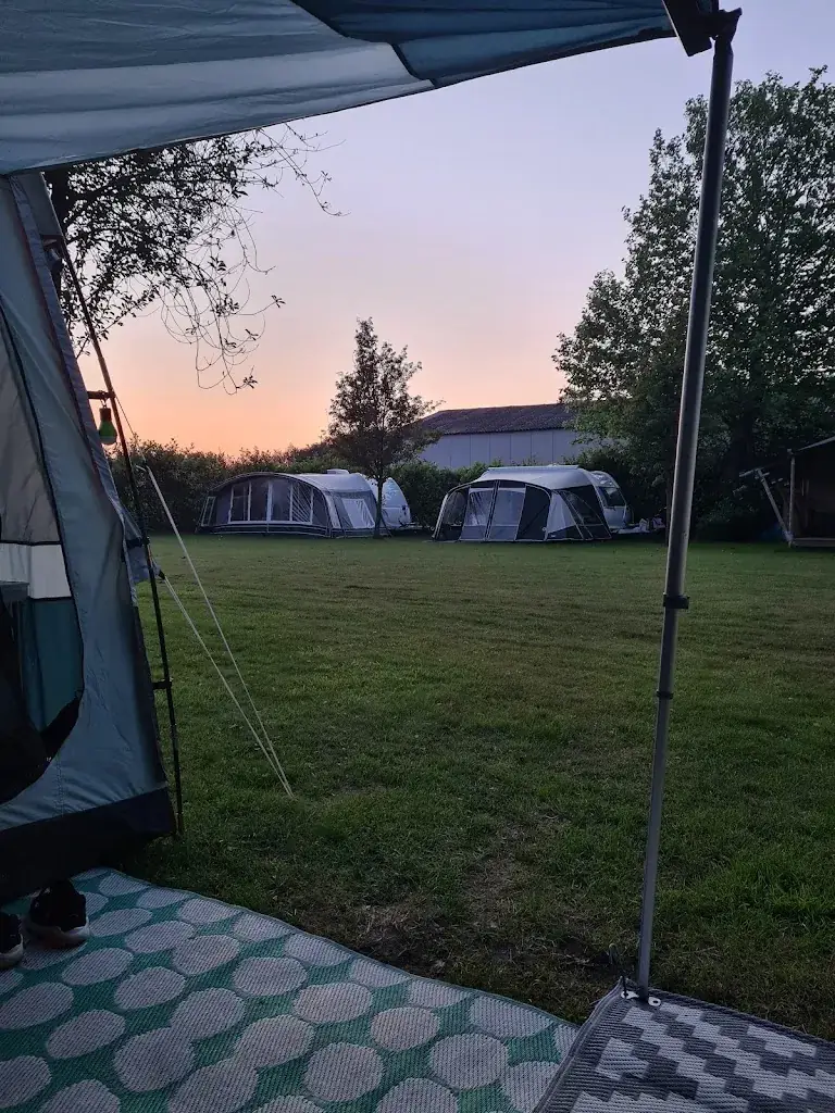 Neil Ashby_De Zwammenberg_Moer_review