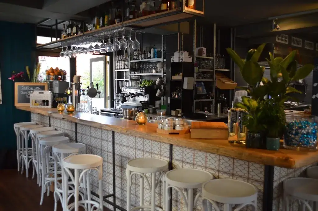 Restaurant Julie's_Bergen_slider_image_1