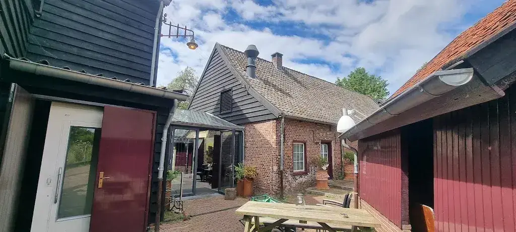 F Zpta_De Watermolen van Opwetten_Nuenen_review