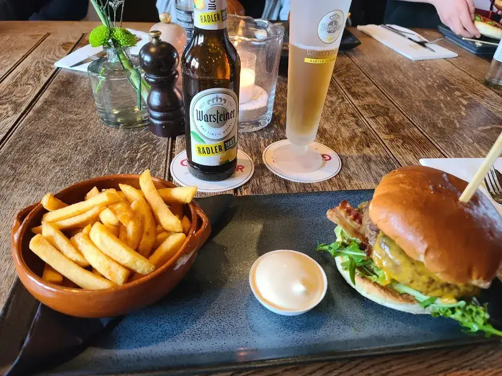 H J_De Watermolen van Opwetten_Nuenen_review