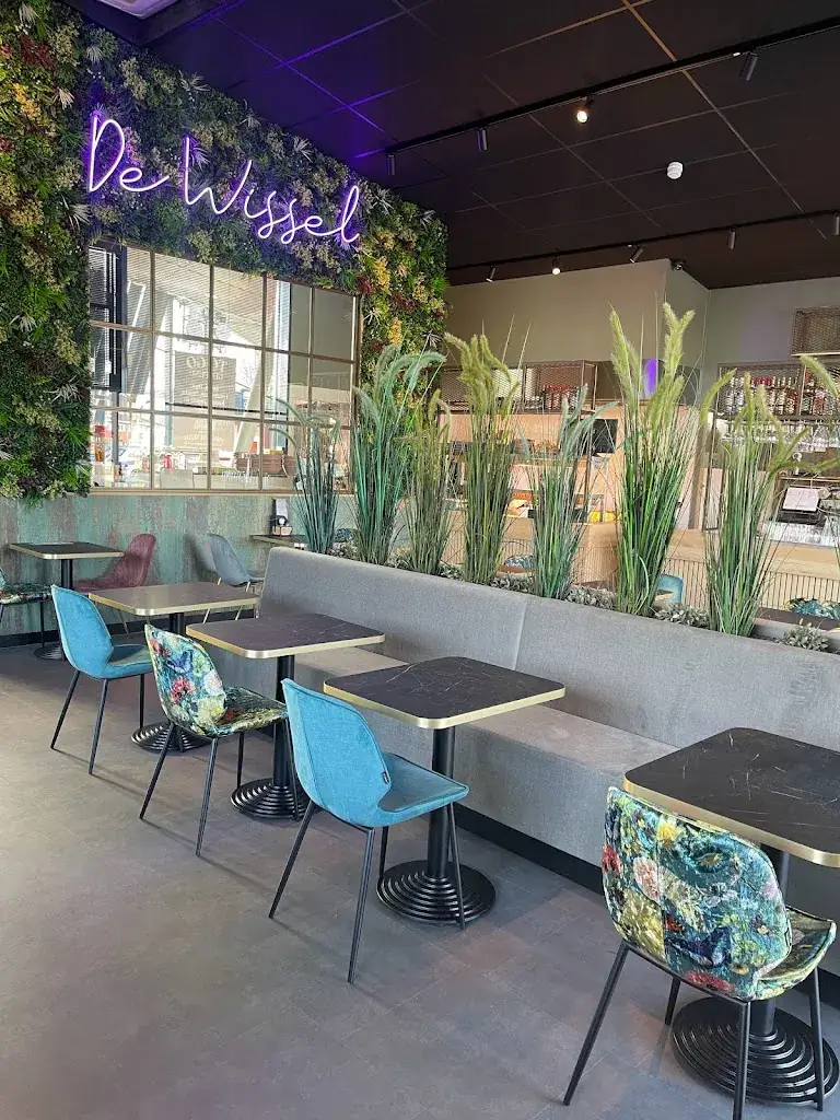 Foodbar Railway Switch restaurant in Best