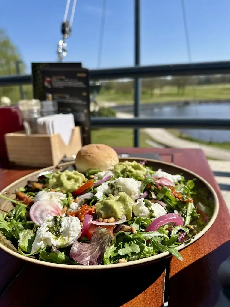 Idil Ozer Akman_Dimples Restaurant | Brasserie_Best_recensione